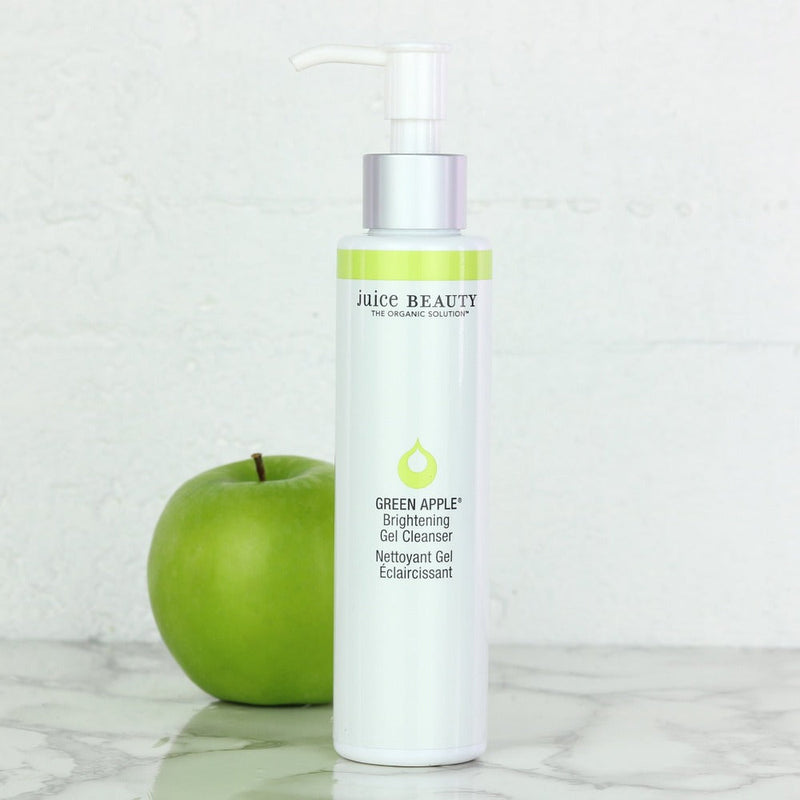 Juice Beauty | Green Apple Brightening Gel Cleanser | Lifestyle Image